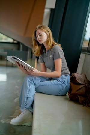 Back to School 2025: Easy Polo Outfit Ideas for Students (Men & Women)